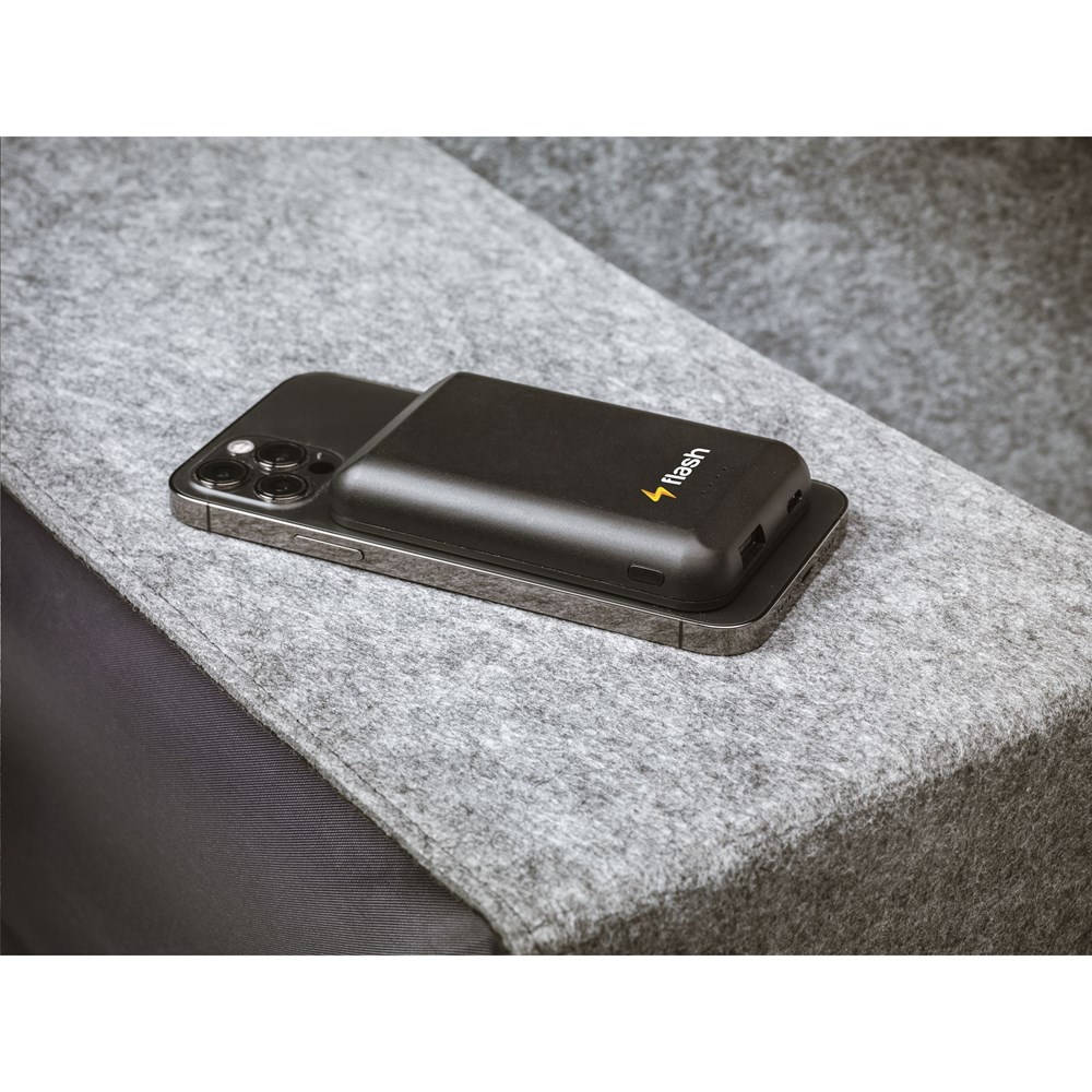 Force Magnetic RCS Recycled Wireless Powerbank 5000 Force Magnetic RCS Recycled Wireless Powerbank 5000